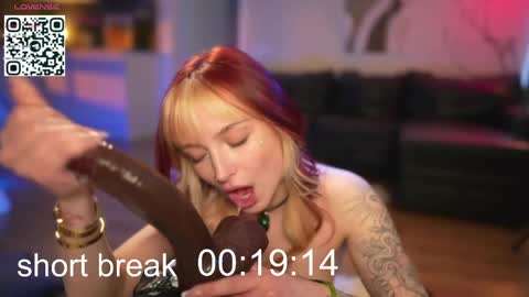 Snapshot of suk_ki chatting on June 2026 05:55:02 AM Lika ginger Jessy blond online show from June 2026 05:55:02 AM