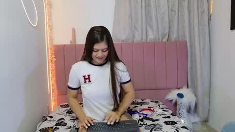 sukilove18 online show from September 2025 11:26:01 PM