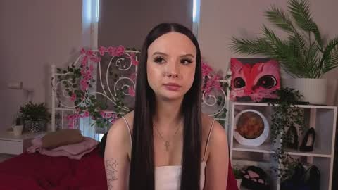Snapshot of sulemarine chatting on April 2026 10:35:02 AM Lina 3 online show from April 2026 10:35:02 AM