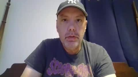 Snapshot of sullydog48 chatting on October 2025 12:11:01 AM Sully online show from October 2025 12:11:01 AM