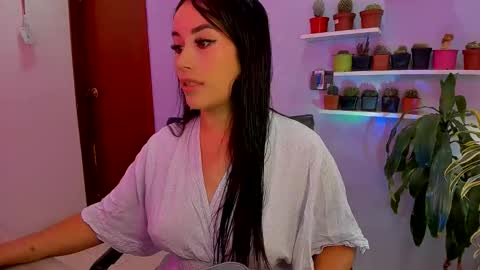 Diana online show from May 2026 03:28:01 PM