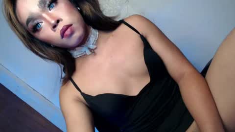 Snapshot of sultry_sirenxx chatting on June 2026 04:17:02 PM sultry_sirenxx online show from June 2026 04:17:02 PM