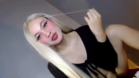 Snapshot of sultrybadbabe chatting on October 2025 05:50:02 AM sultrybadbabe online show from October 2025 05:50:02 AM