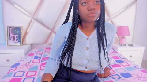 Snapshot of sulyclarck chatting on October 2025 08:27:02 PM Hot ebony online show from October 2025 08:27:02 PM