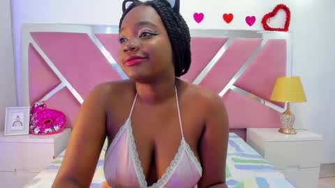 Snapshot of sulyclarck chatting on October 2025 09:22:01 PM Hot ebony online show from October 2025 09:22:01 PM