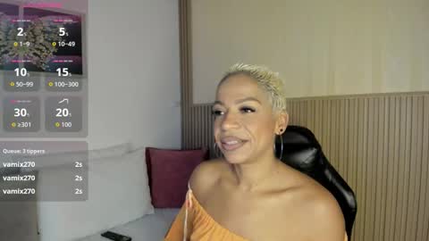 Snapshot of summer__night_ chatting on November 2025 12:13:01 PM summer__night_ online show from November 2025 12:13:01 PM