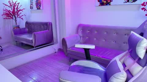 Snapshot of summer_miller chatting on October 2025 11:31:01 AM summer_miller online show from October 2025 11:31:01 AM