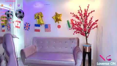 summer_miller online show from June 2026 11:45:01 AM
