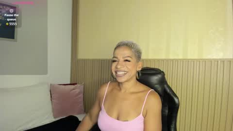Snapshot of summer_night_ chatting on September 2025 11:36:01 AM Summer online show from September 2025 11:36:01 AM