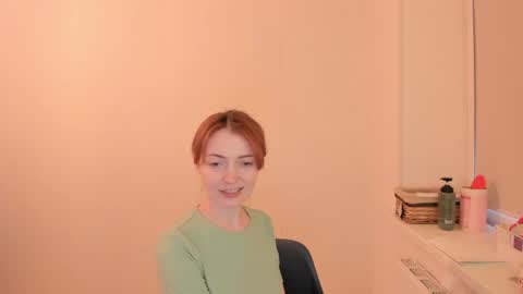 Summer Preston online show from April 2026 04:23:02 PM
