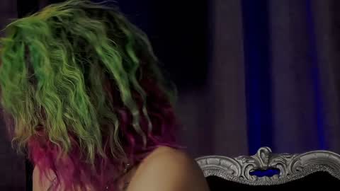 Snapshot of summer_quinn_ chatting on January 2025 11:48:01 AM Deea online show from January 2025 11:48:01 AM