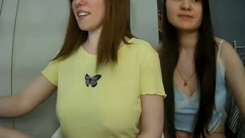 summerbluesky online show from April 2026 03:10:02 PM