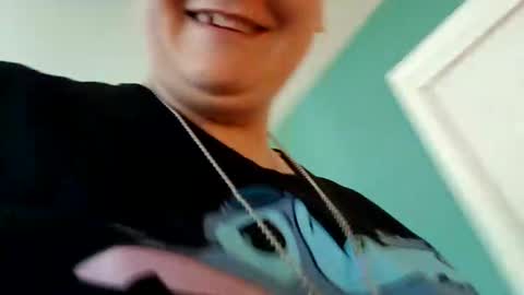 Snapshot of summerdivine69 chatting on October 2025 06:07:02 PM Summer Divine online show from October 2025 06:07:02 PM