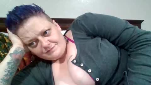 Snapshot of summerdivine69 chatting on November 2025 10:32:02 AM Summer Divine online show from November 2025 10:32:02 AM