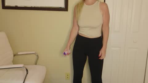 Amber online show from April 2026 06:42:01 PM