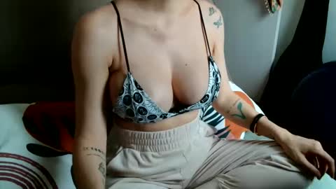 The real sugar baby  Sam Summer  online show from April 2026 12:21:01 PM