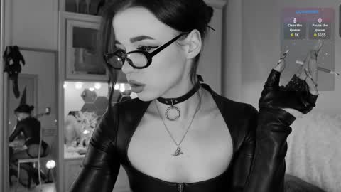 Snapshot of sun_for_you chatting on January 2025 09:04:02 AM Miss Nelly online show from January 2025 09:04:02 AM