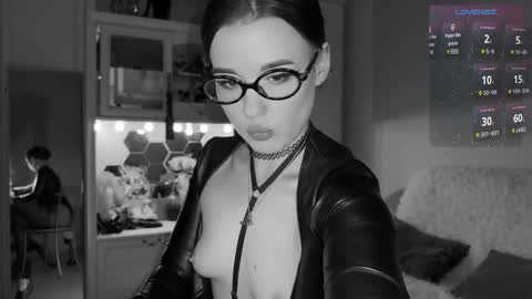 Snapshot of sun_for_you chatting on February 2025 11:30:01 PM Miss Nelly online show from February 2025 11:30:01 PM