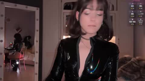 Snapshot of sun_for_you chatting on September 2025 09:36:02 PM Miss Nelly online show from September 2025 09:36:02 PM