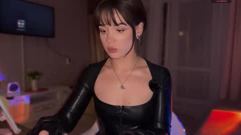 Snapshot of sun_for_you chatting on October 2025 06:03:01 PM Miss Nelly online show from October 2025 06:03:01 PM