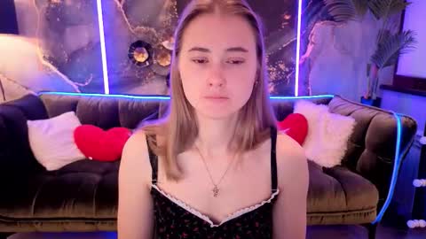 Alisa online show from September 2025 07:13:02 AM