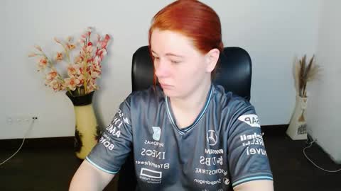 Alexi online show from November 2025 03:21:02 AM