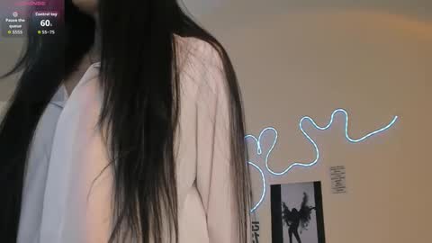 Luna online show from March 2026 09:30:02 PM