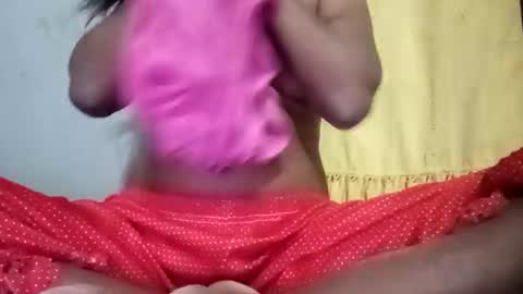 sunali_jain03 online show from April 2026 09:45:01 AM