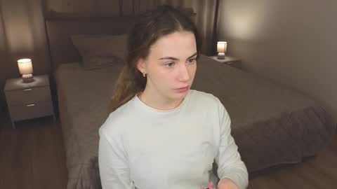 Angella online show from December 2025 04:18:02 AM