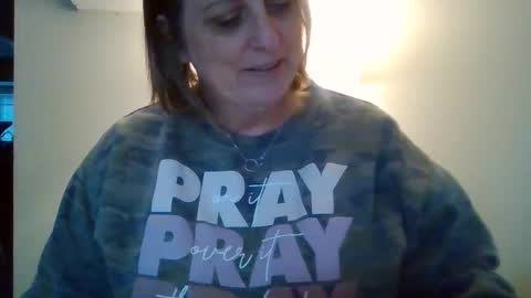 Sunflower online show from November 2025 09:13:01 PM