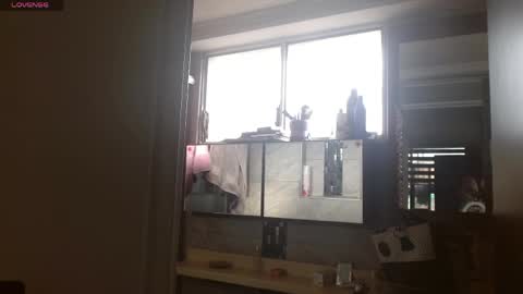 Jeraldine online show from April 2026 09:10:02 PM