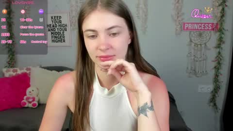 Jessika online show from June 2026 09:43:02 PM