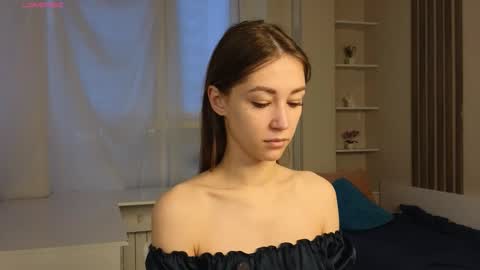 Kate online show from November 2025 03:19:01 AM