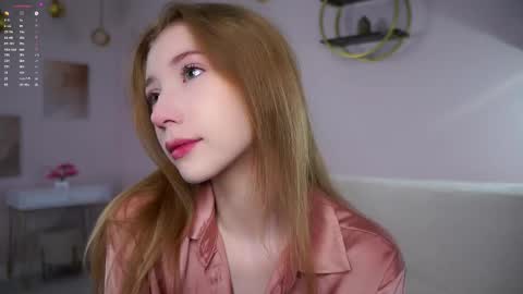 Lily online show from September 2025 01:37:02 PM