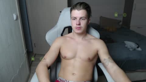 Alice and Sergey online show from January 2025 02:39:01 PM