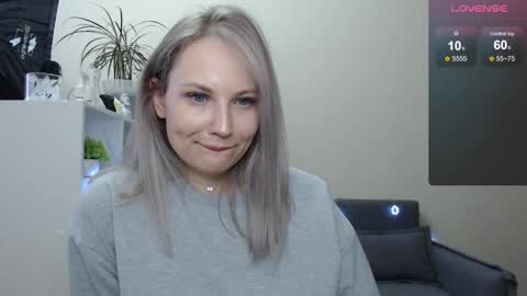 Naomi online show from December 2024 08:42:02 AM