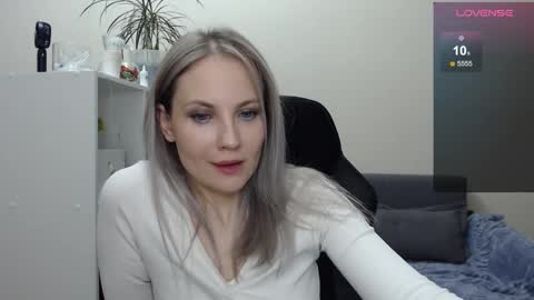 Naomi online show from February 2025 02:48:02 AM