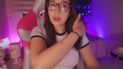 Snapshot of sunny_flower_ chatting on February 2026 02:28:02 AM SUNNY online show from February 2026 02:28:02 AM