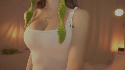 Snapshot of sunny_maria chatting on October 2025 09:04:02 PM Maria online show from October 2025 09:04:02 PM