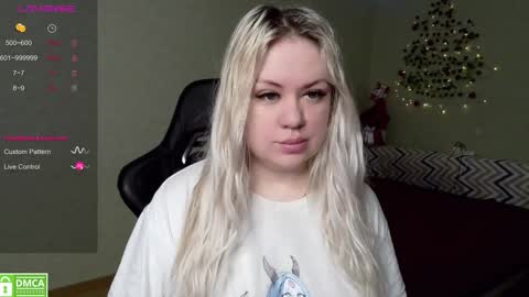 Snapshot of sunny_mood chatting on December 2024 07:20:01 PM sunny mood online show from December 2024 07:20:01 PM