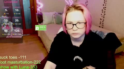 Snapshot of sunny_mood chatting on February 2025 06:10:02 AM sunny mood online show from February 2025 06:10:02 AM