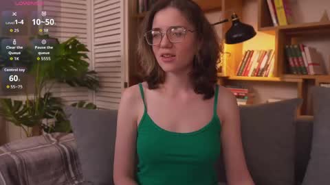 Sunny online show from May 2026 04:47:02 PM
