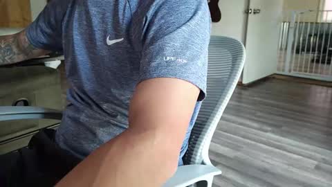 sunny valentine online show from October 2025 08:47:01 PM