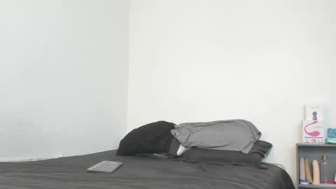 Snapshot of sunnyandevan chatting on February 2025 07:27:02 PM Christian Vanessa online show from February 2025 07:27:02 PM