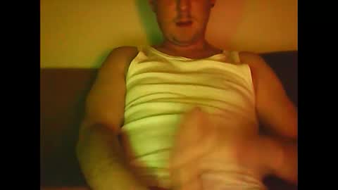 Snapshot of sunnygun0 chatting on February 2025 06:44:02 PM sunnygun0 online show from February 2025 06:44:02 PM