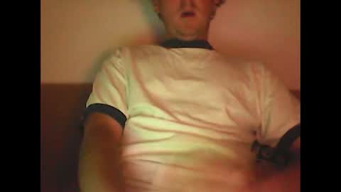 Snapshot of sunnygun0 chatting on October 2025 03:52:01 PM sunnygun0 online show from October 2025 03:52:01 PM