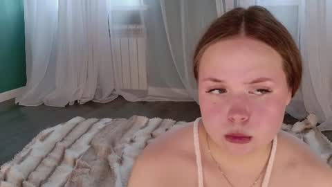 Snapshot of sunnyrisha chatting on June 2026 05:23:01 AM Risha online show from June 2026 05:23:01 AM