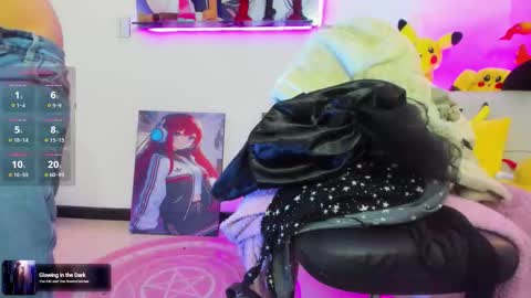 Snapshot of sunofureku_melody chatting on October 2025 12:15:02 PM RAVENCLAU GIRL online show from October 2025 12:15:02 PM