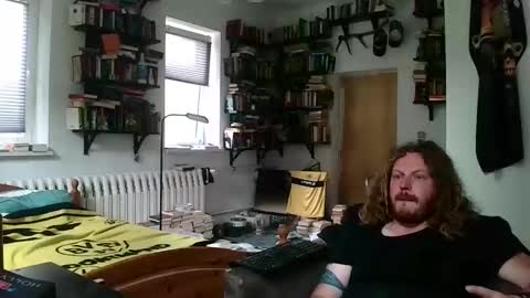 Snapshot of sunr1sa chatting on October 2025 03:42:01 PM sunr1sa online show from October 2025 03:42:01 PM