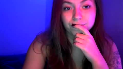 Lisa online show from November 2025 01:00:01 PM